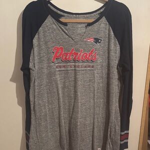 Majestic Gray Patriots V-Neck Shirt